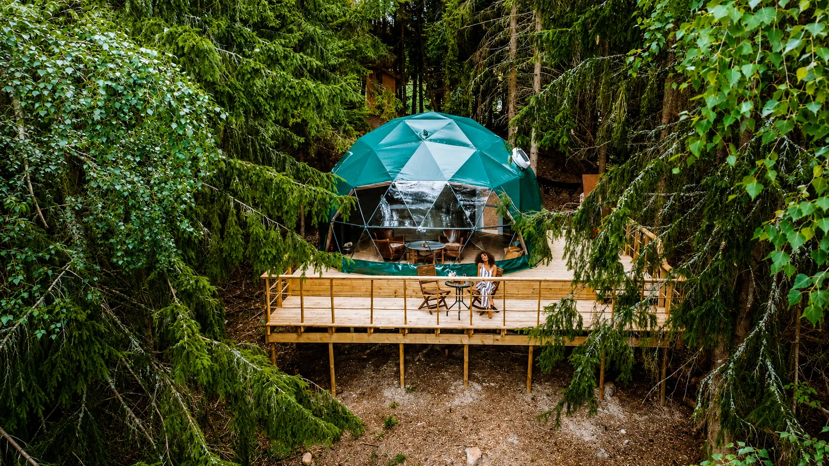 Glamping Pod Nest with panoramic river views
